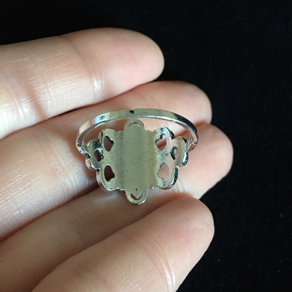 Silver Boho Flower Shaped Blue Stone Ring - Picture 5 of 7